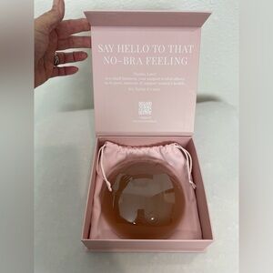 Cakes Body nipple covers carmel NWT